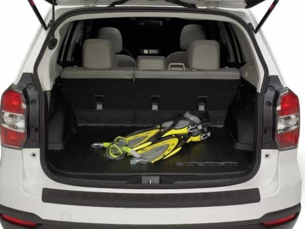 Protector de baúl camioneta subaru